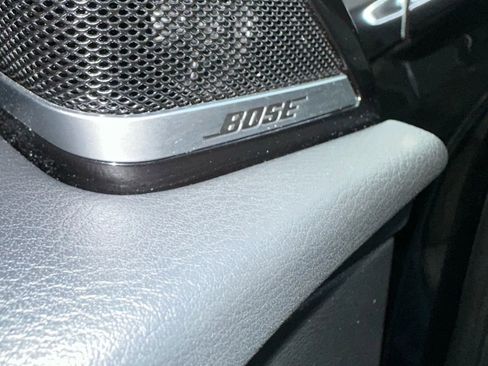 Used 2017 INFINITI QX30 Premium w/ Navigation Package image 13