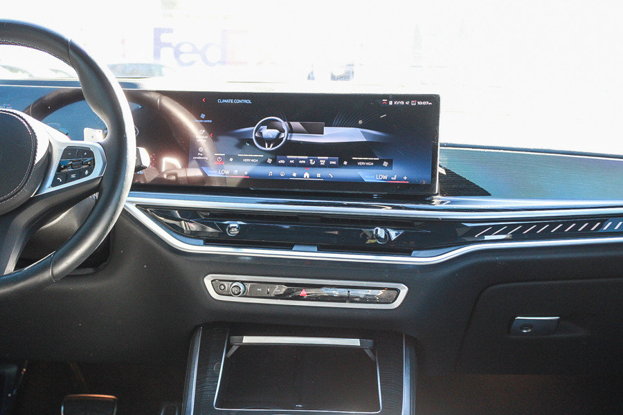 Used 2025 BMW X5 M60i AWD/4WD image 13