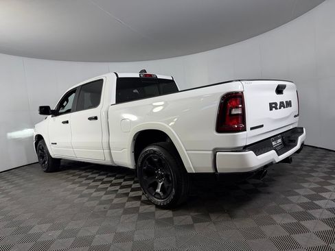 Used 2025 RAM 1500 Big Horn AWD/4WD image 9