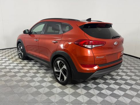 Used 2016 Hyundai Tucson Limited w/ Option Group 03 FWD image 7