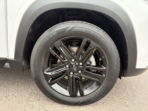 Certified 2025 Chevrolet Trax ACTIV w/ Driver Confidence Package FWD image 10