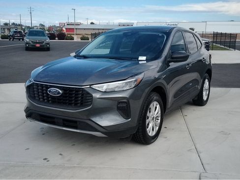 Used 2025 Ford Escape Active AWD/4WD image 7
