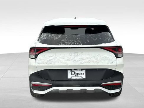 Used 2024 Kia Sportage LX image 31