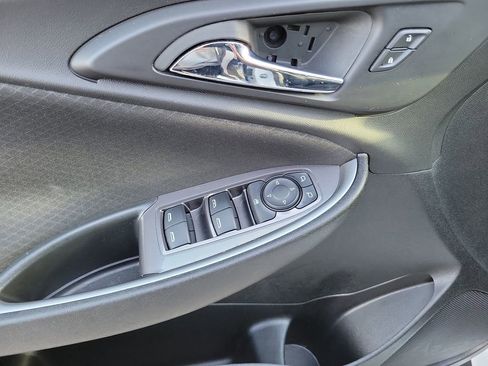 Used 2024 Chevrolet Malibu LT image 17