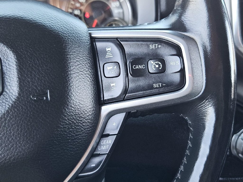 Used 2020 RAM 1500 Laramie AWD/4WD image 36