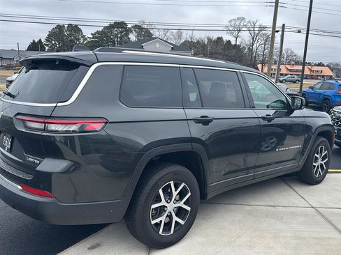 Used 2024 Jeep Grand Cherokee L Limited w/ Luxury Tech Group II image 8