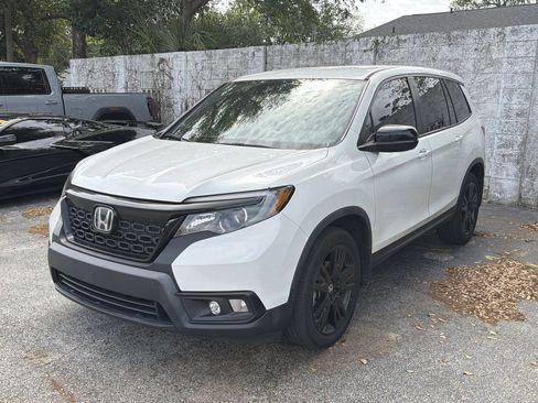 Used 2021 Honda Passport Sport image 3