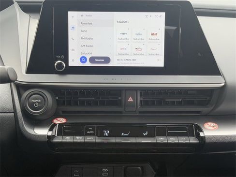 Used 2024 Toyota Prius Limited image 15
