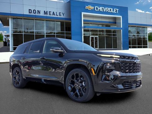 New 2026 Chevrolet Traverse RS w/ LPO, Floor Liner Package image 1