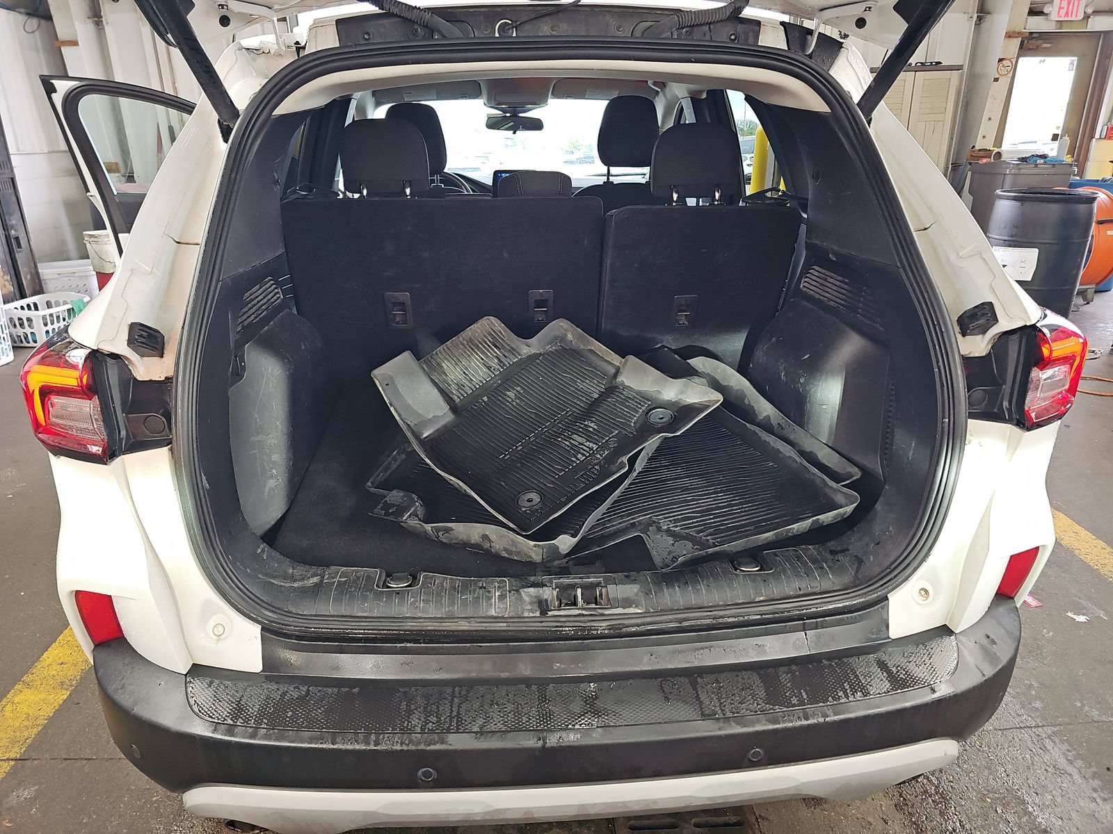 Used 2023 Ford Escape Active AWD/4WD image 9