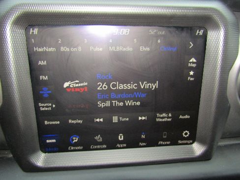 Used 2023 Jeep Wrangler Willys AWD/4WD image 22