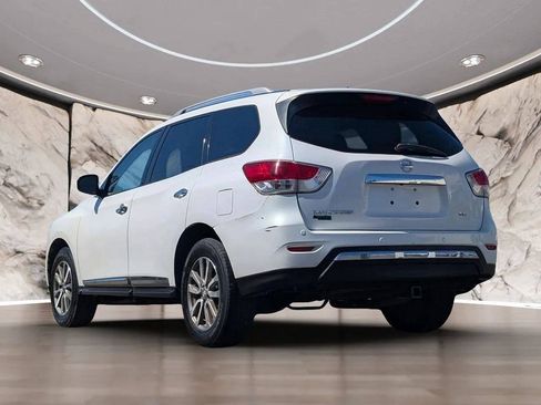Used 2013 Nissan Pathfinder SL FWD image 15