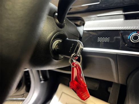 Certified 2023 Kia Sportage LX image 29