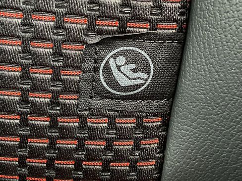 New 2026 Nissan Kicks SR FWD image 15