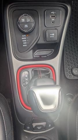 Used 2019 Jeep Compass Trailhawk w/ Leather Interior Group AWD/4WD image 11