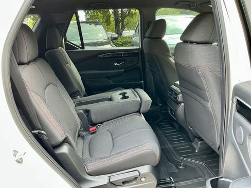 New 2026 Honda Pilot Sport image 13