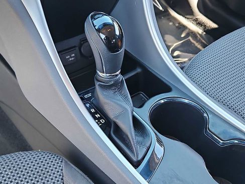 Used 2012 Hyundai Sonata GLS image 30