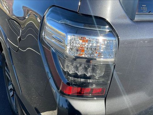 Used 2023 Toyota 4Runner Limited image 23