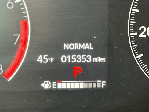 Used 2025 Honda CR-V LX image 23