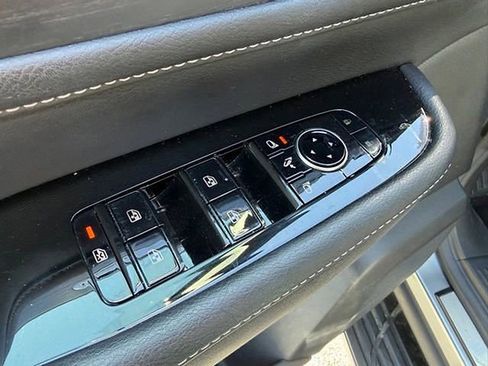 Certified 2025 INFINITI QX80 Sensory image 11