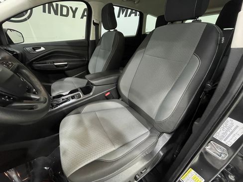 Used 2018 Ford Escape SE FWD image 12
