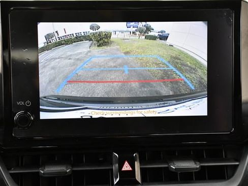 Used 2023 Toyota Corolla SE image 16