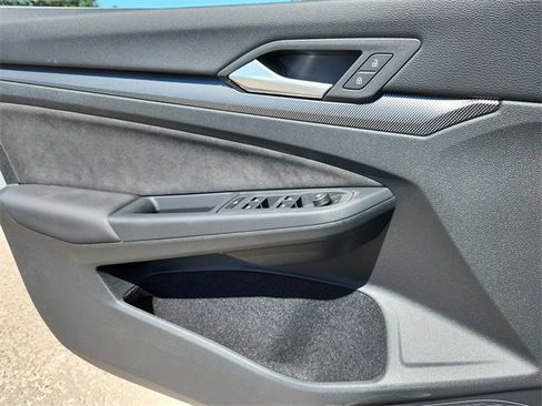 New 2025 Volkswagen GTI SE image 6