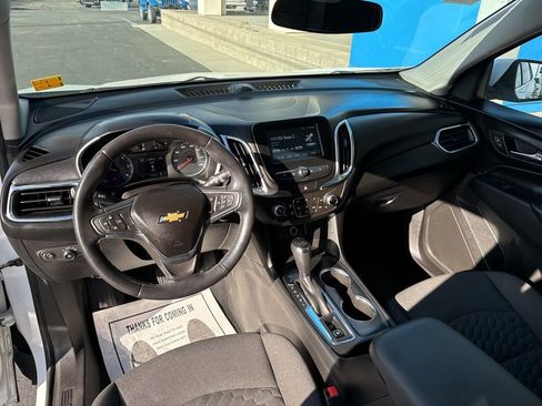 Used 2018 Chevrolet Equinox LT FWD image 21