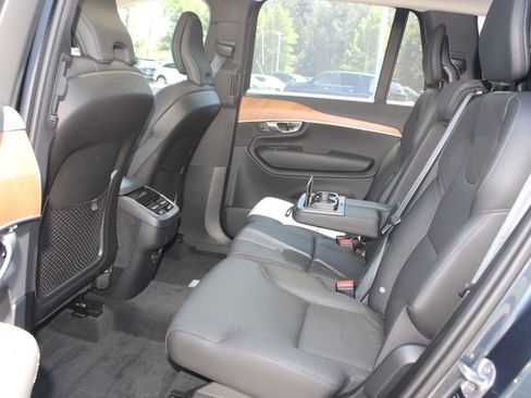 Used 2025 Volvo XC90 B6 Plus AWD/4WD image 14