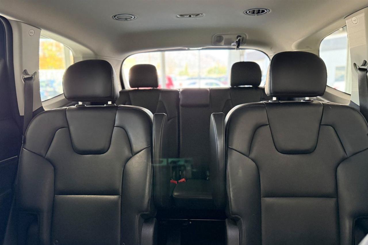 Used 2025 Kia Telluride S AWD/4WD image 18
