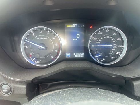 Used 2022 Subaru Ascent Touring AWD/4WD image 16
