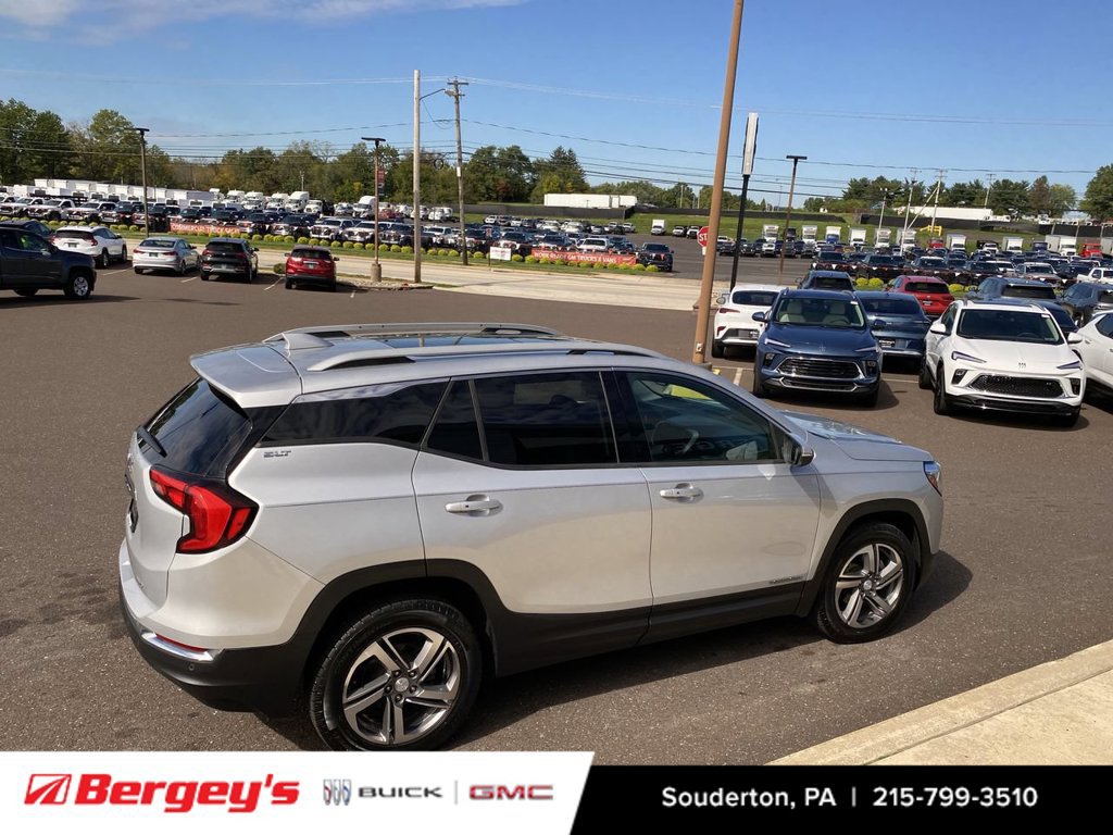 Used 2020 GMC Terrain SLT w/ Preferred Package AWD/4WD image 24