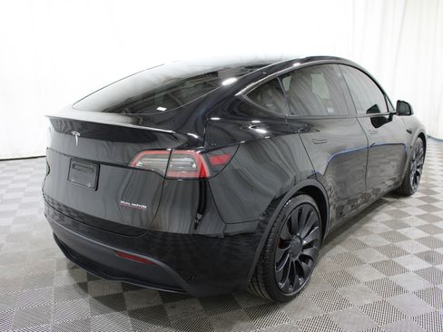 Used 2023 Tesla Model Y Performance image 25