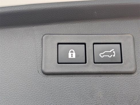 Certified 2025 Subaru Outback Touring XT image 15