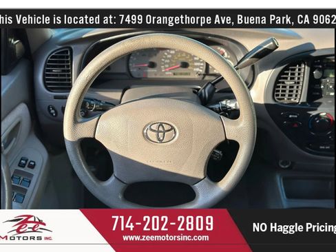 Used 2003 Toyota Sequoia SR5 image 18