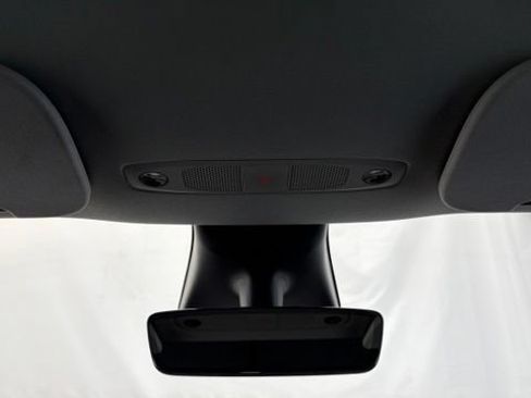 Used 2022 Tesla Model Y Performance AWD/4WD image 39