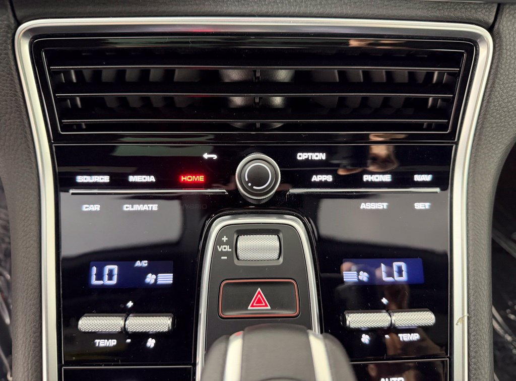 Certified 2023 Porsche Panamera RWD image 35