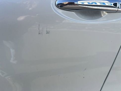 Used 2016 Nissan Rogue SV image 8