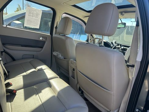 Used 2009 Ford Escape 4WD Hybrid image 23