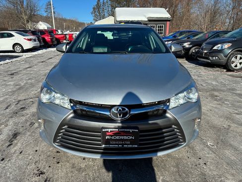 Used 2016 Toyota Camry XLE image 3