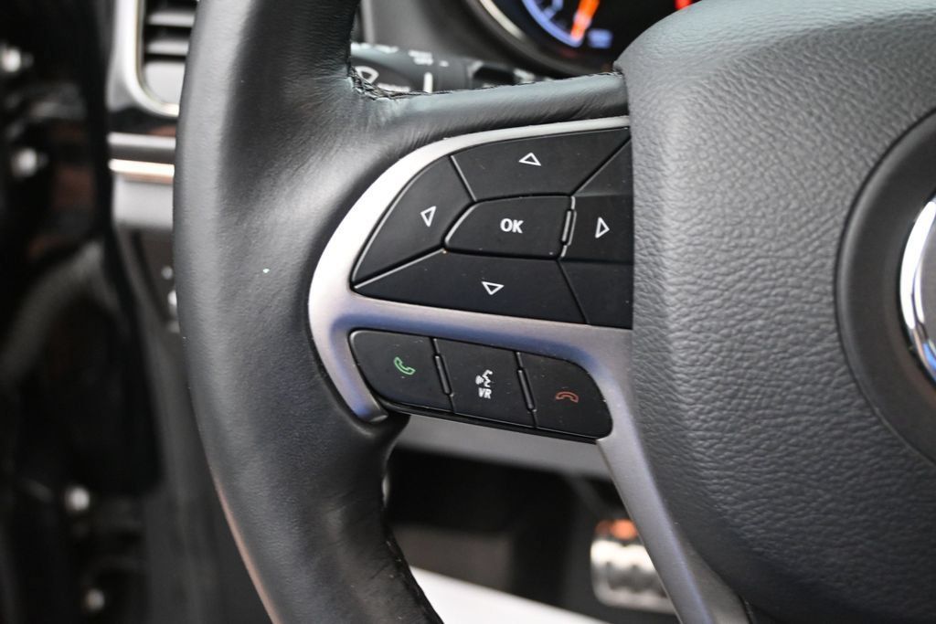 Used 2019 Jeep Grand Cherokee High Altitude AWD/4WD image 32