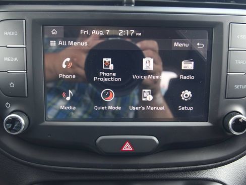 Used 2024 Kia Soul LX w/ Option Group 015 FWD image 27