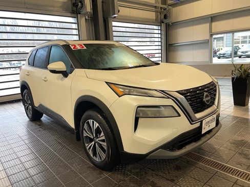 Used 2023 Nissan Rogue SV w/ SV Premium Package AWD/4WD image 1