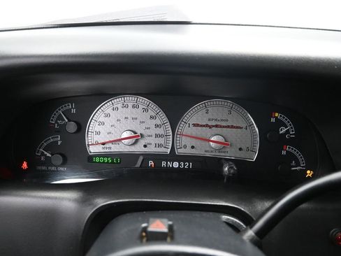 Used 2004 Ford F350 Harley-Davidson image 14