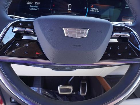 New 2026 Cadillac Vistiq Luxury image 19