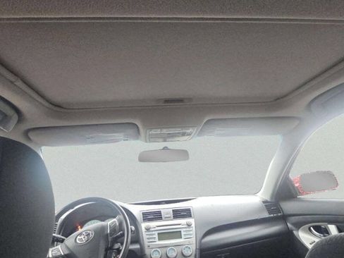 Used 2009 Toyota Camry SE FWD image 9