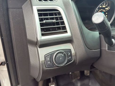 Used 2015 Ford Explorer XLT w/ Equipment Group 202A image 18