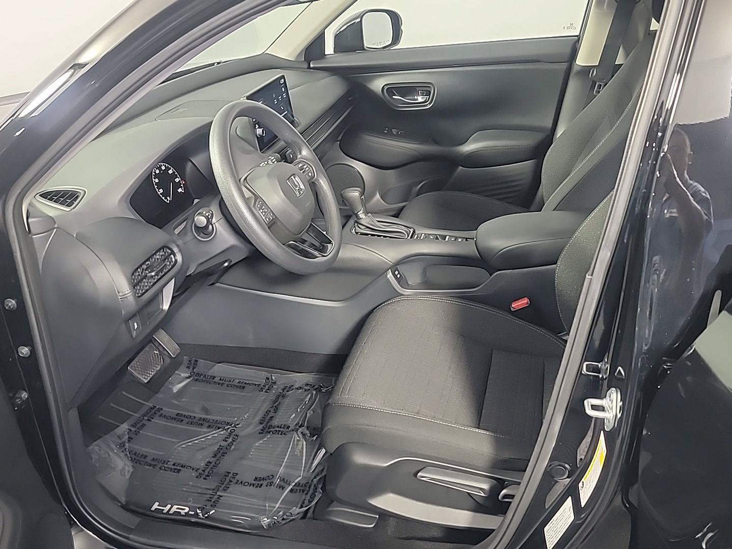 Certified 2026 Honda HR-V LX image 16