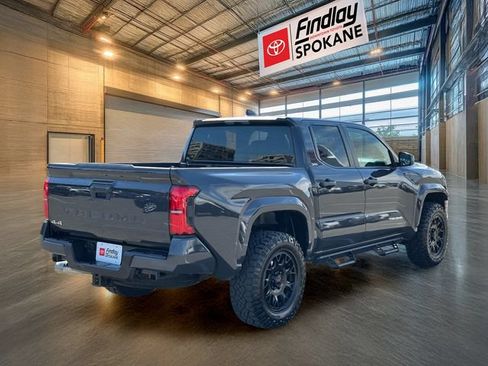 Certified 2025 Toyota Tacoma SR5 AWD/4WD image 5