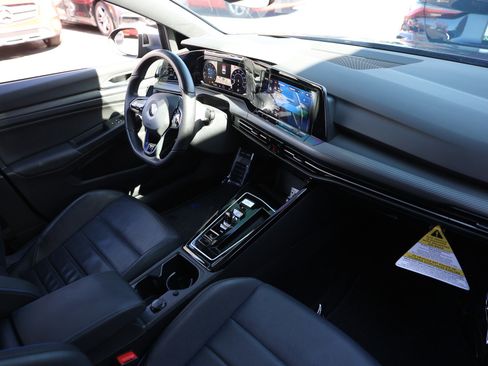 Used 2023 Volkswagen Golf R 2.0T image 21